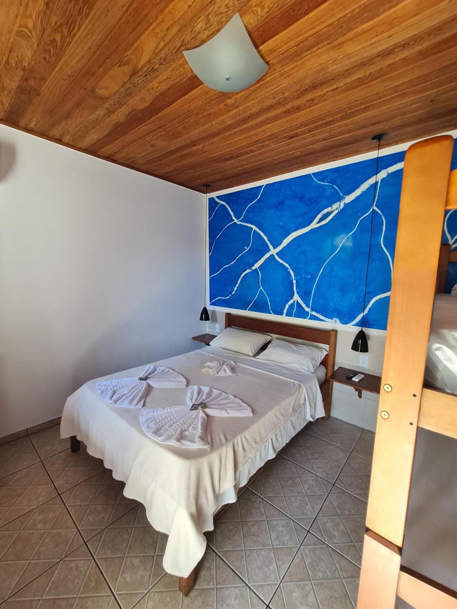 Quarto Quádruplo com Vista do Jardim